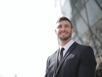 LinkedIn與Google廣告對比：異同分析